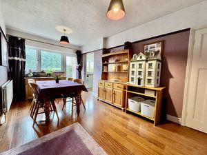 Photo 10- click for photo gallery